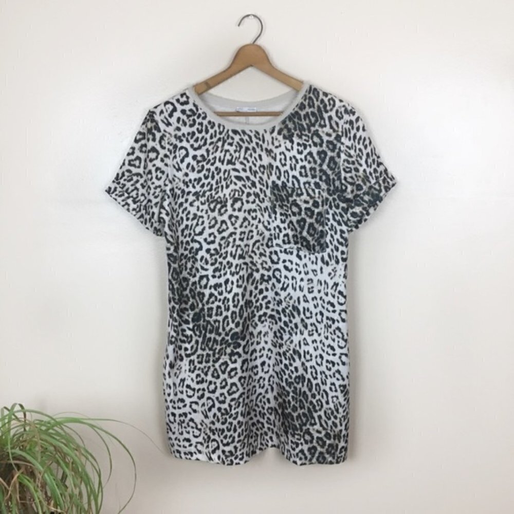 [Zara] Animal Print Short Sleeve Pocket Top